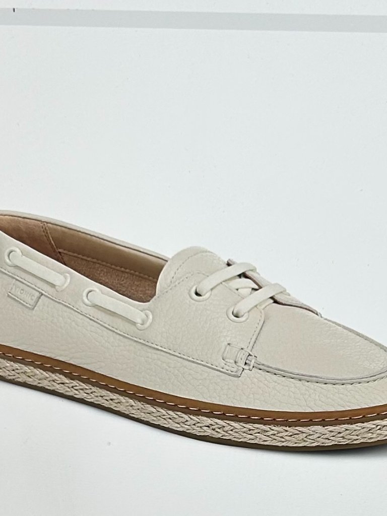 Vionic Bay Slip On Loafer Size 9.5 In Cream